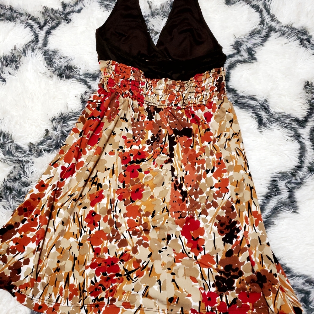 Dress - Picture 2 of 7